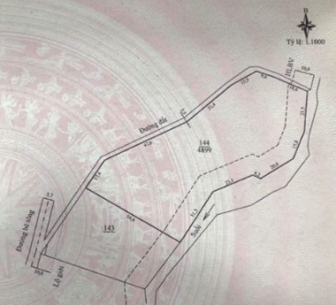 4899m2 dat thi tran nam ban